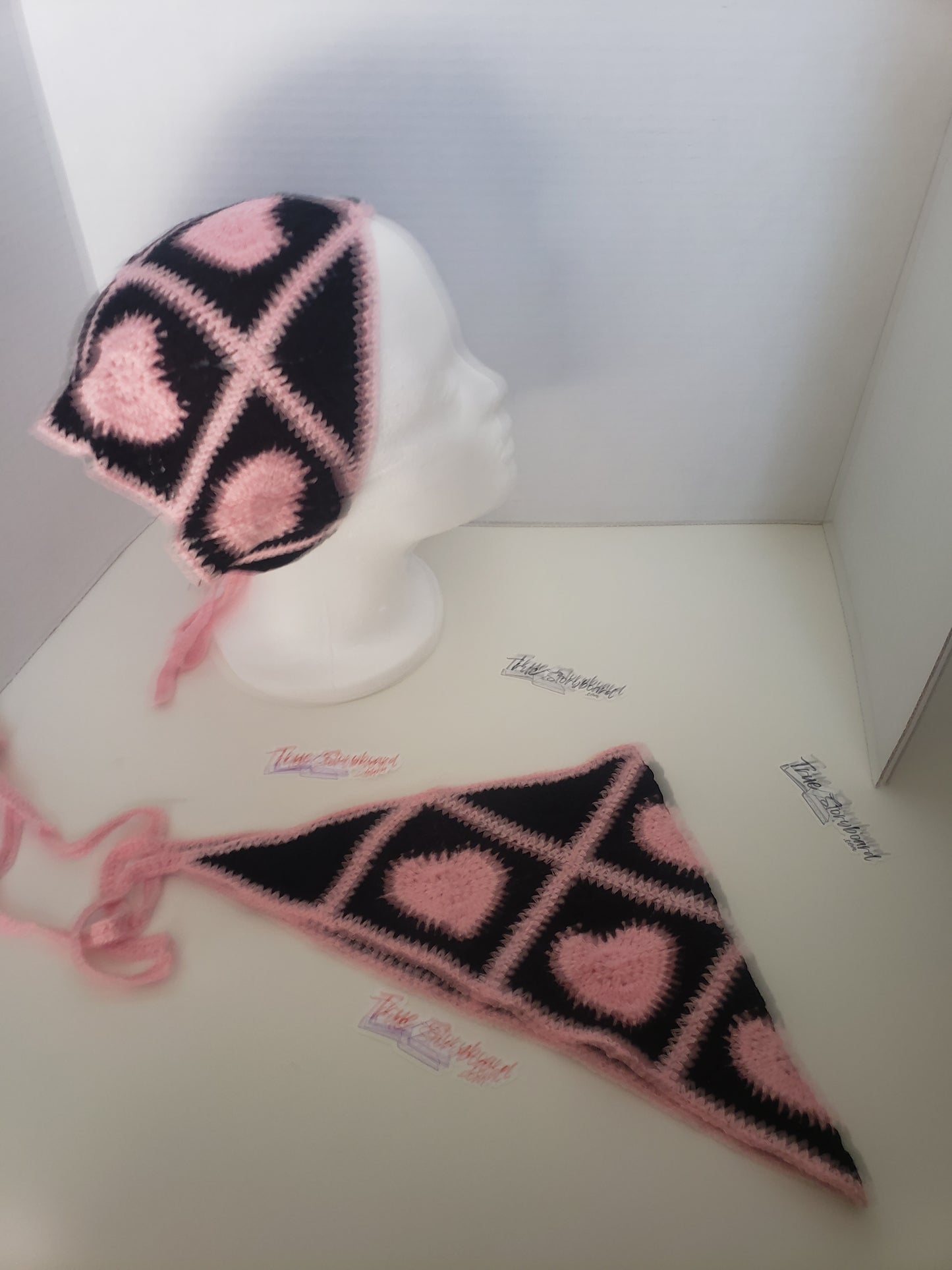 Pink Heart Corcheted Triangle Headscraf