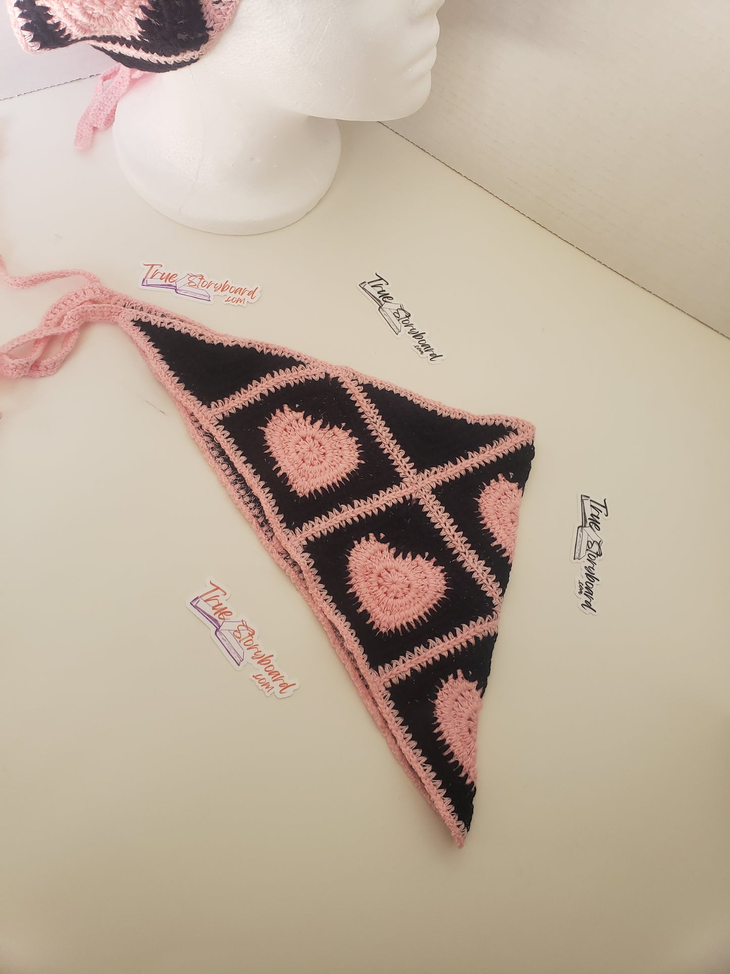 Pink Heart Corcheted Triangle Headscraf