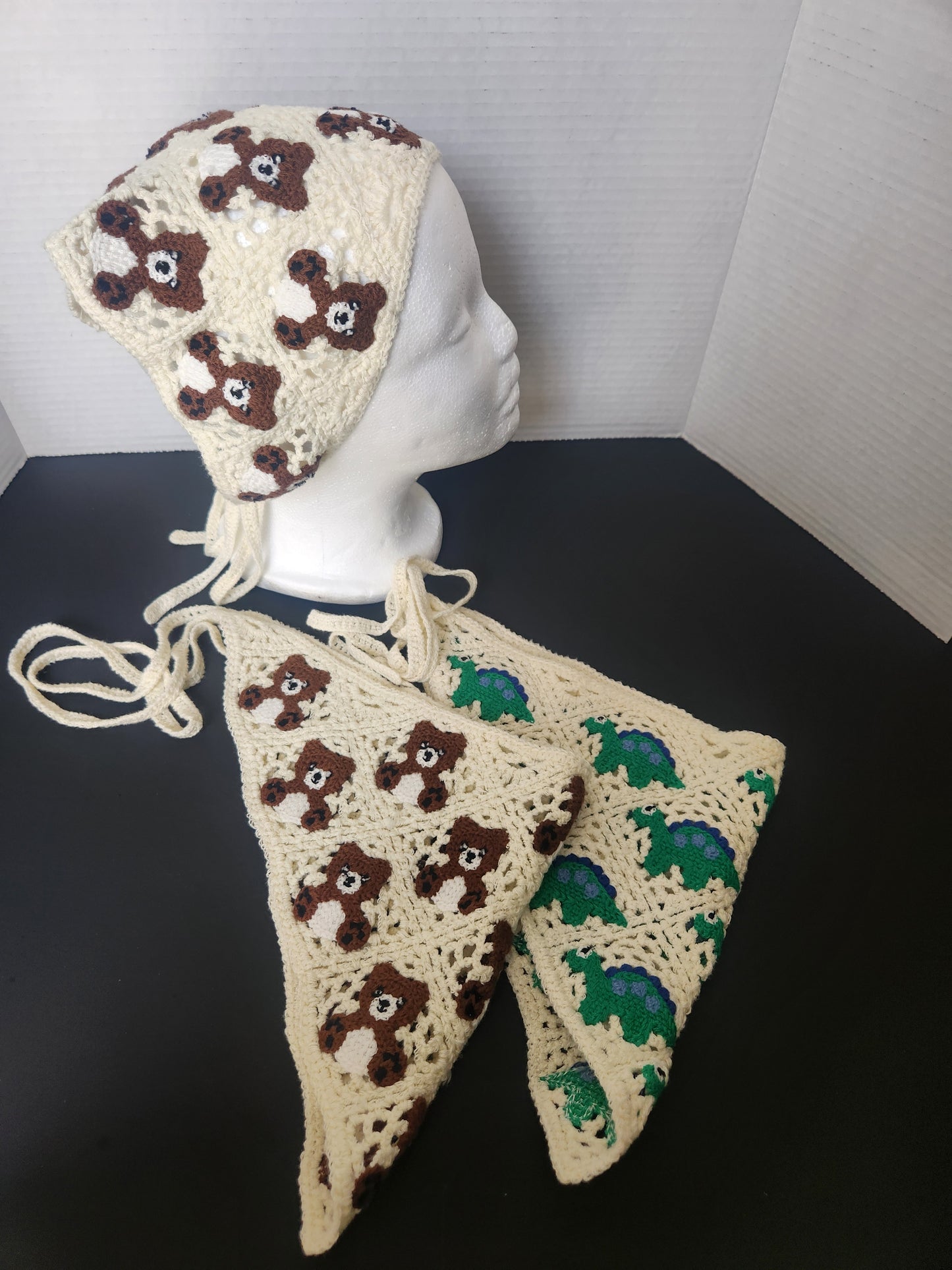 Teddy Bear Corcheted Triangle Headscraf