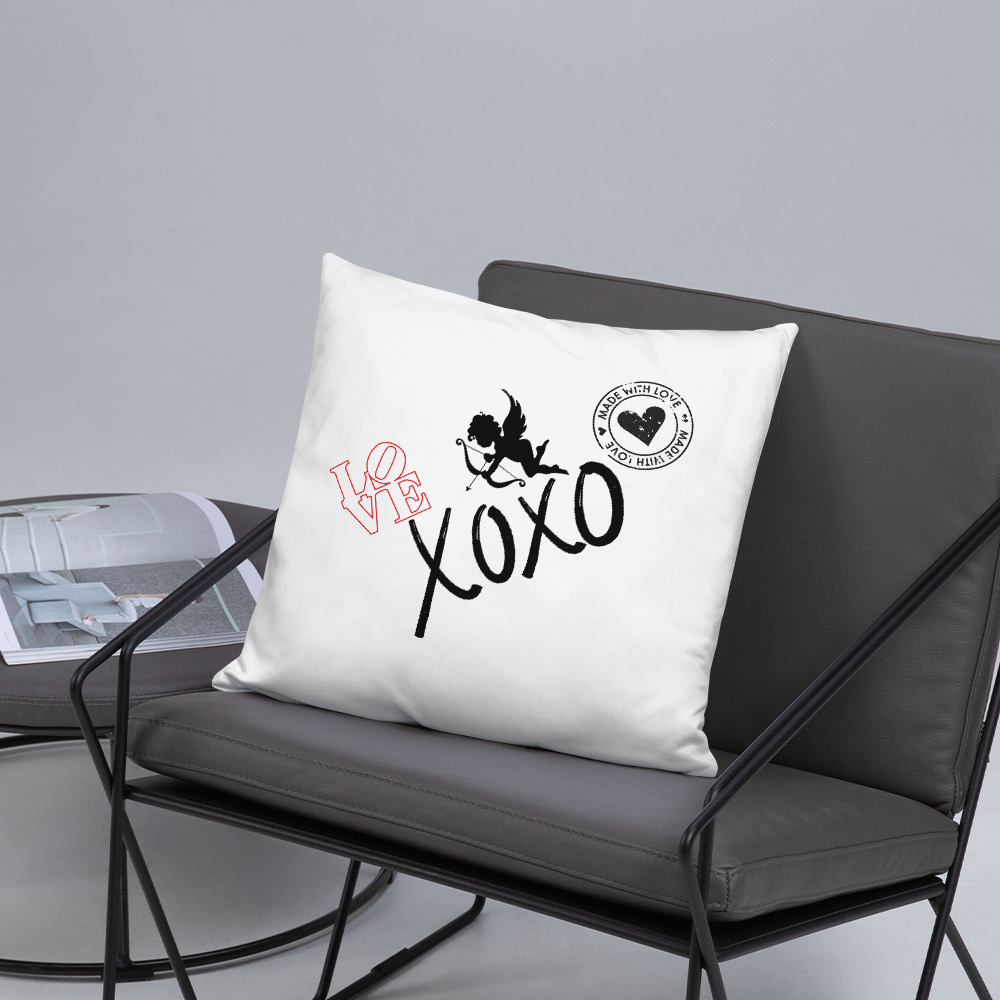 XOXO Throw Pillow