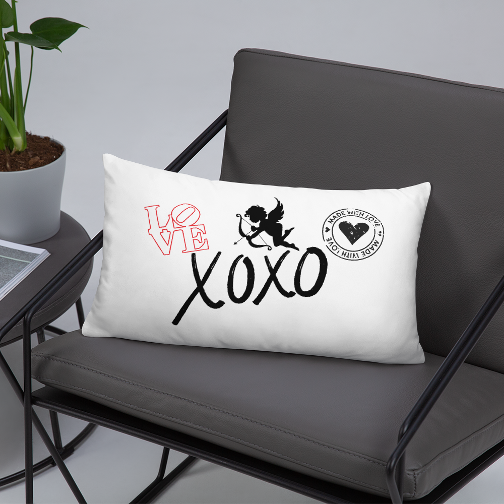 XOXO Throw Pillow